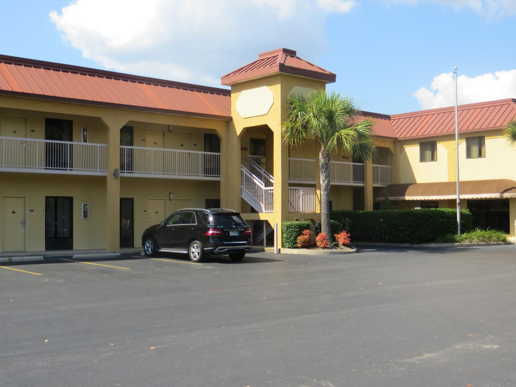 Fairview Inn & Suites Mobile Exterior photo