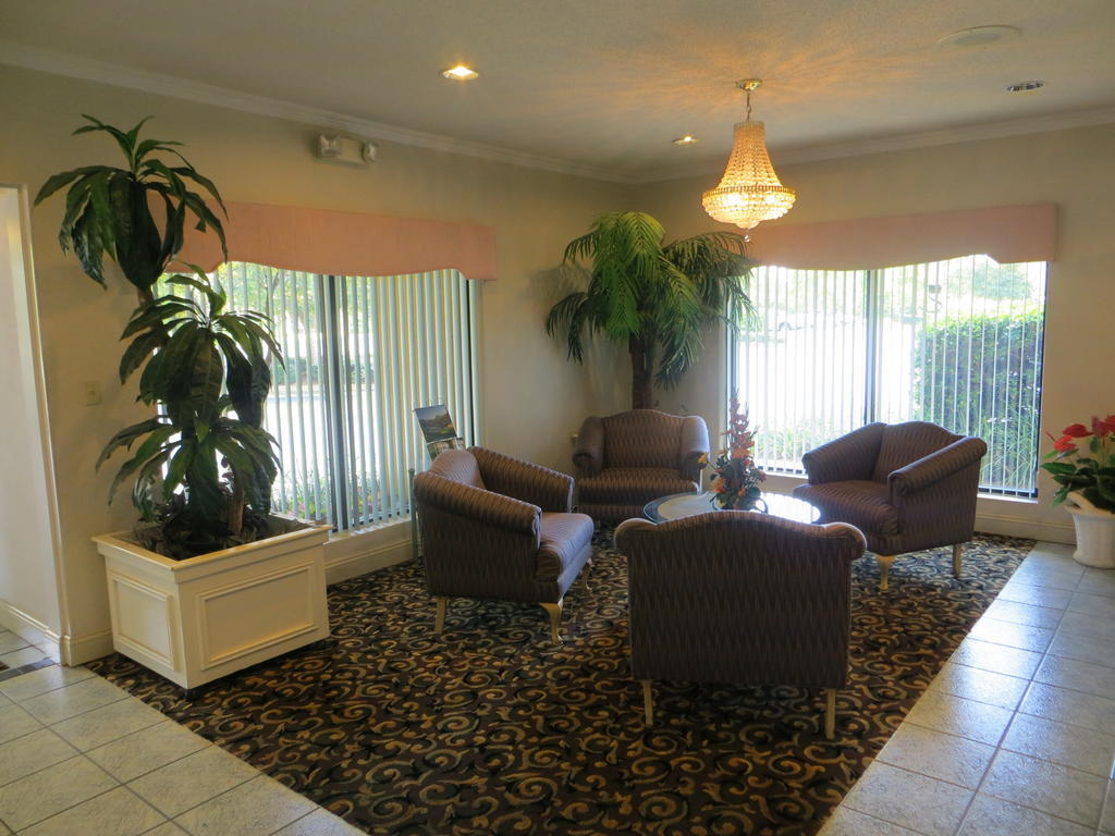 Fairview Inn & Suites Mobile Exterior photo