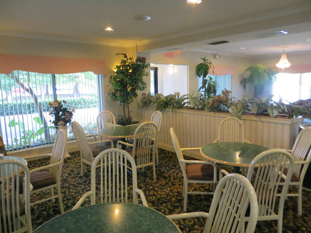 Fairview Inn & Suites Mobile Exterior photo