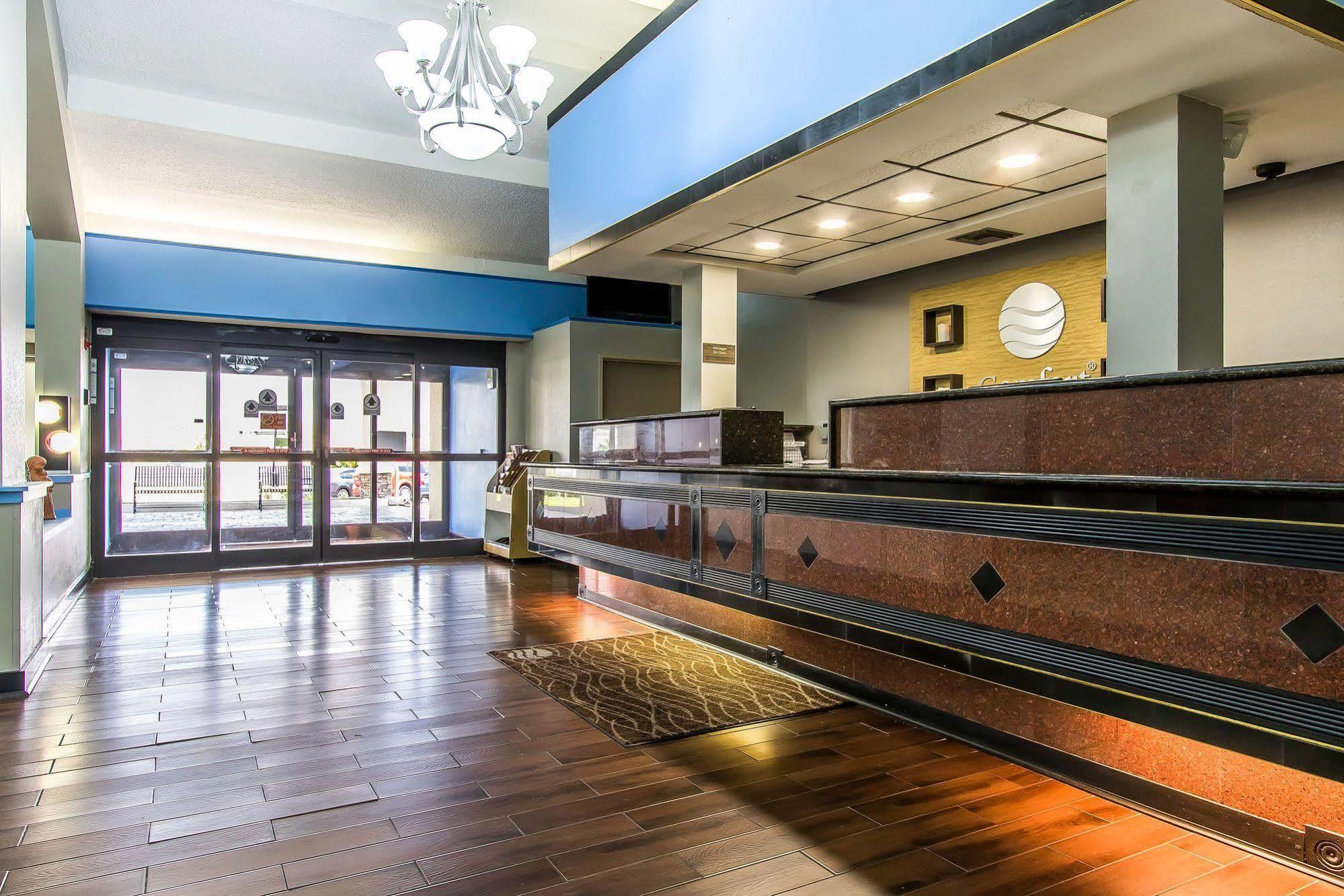 Fairview Inn & Suites Mobile Exterior photo